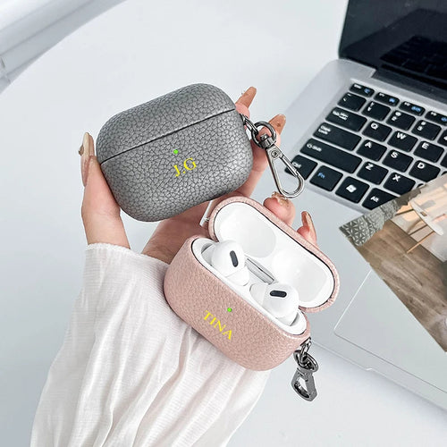 Étui AirPods en Cuir Signature - Initiales Personnalisées